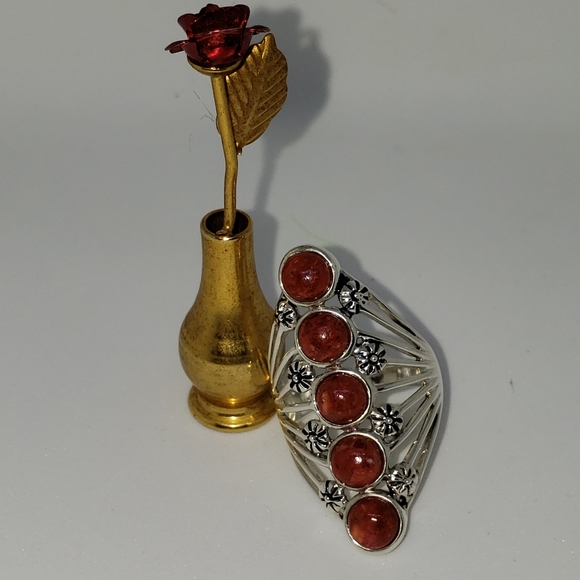 Price Firm Red Coral Ring - Picture 2 of 13